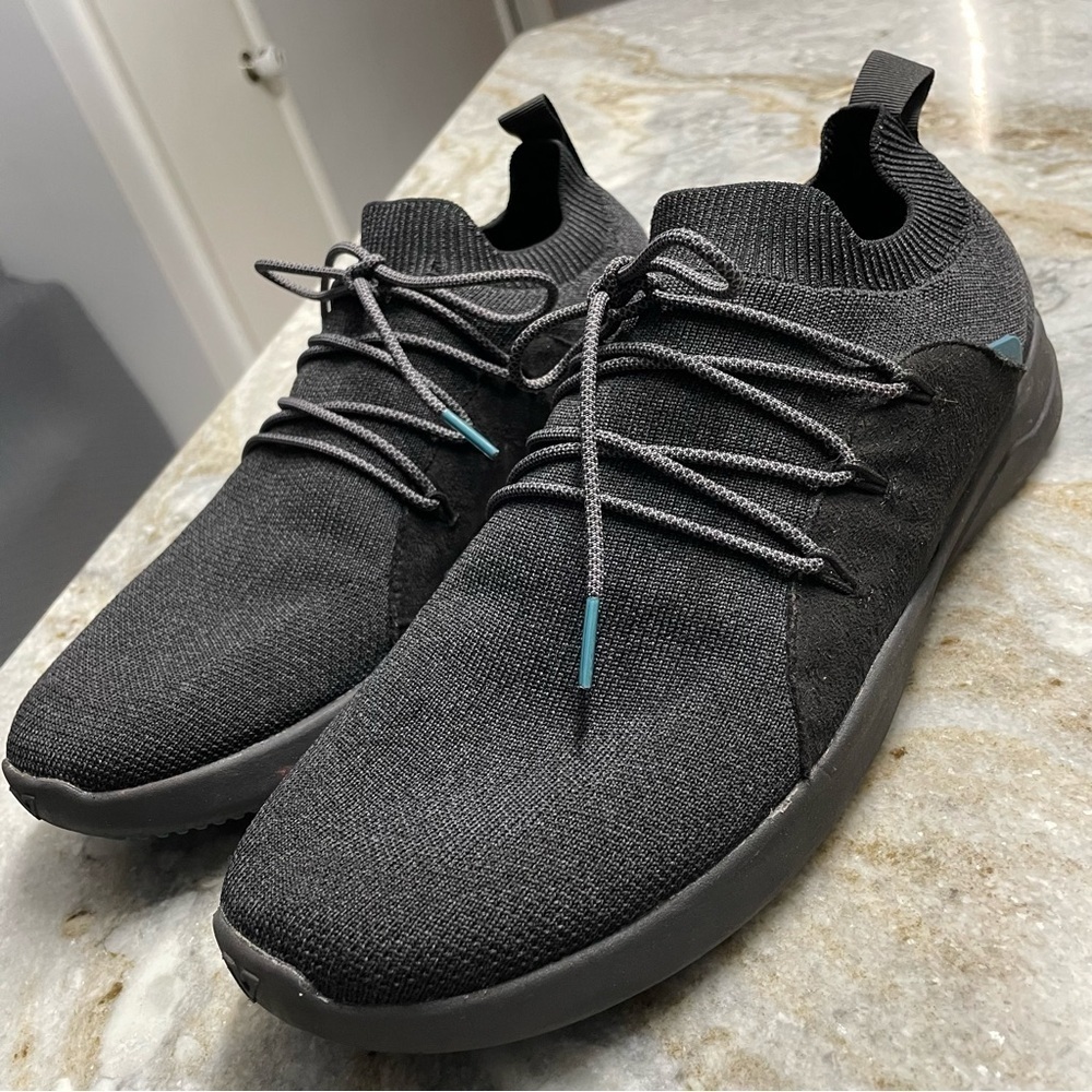 VESSI Cityscape Classic Sneaker Strom Black on Black Men’s 11